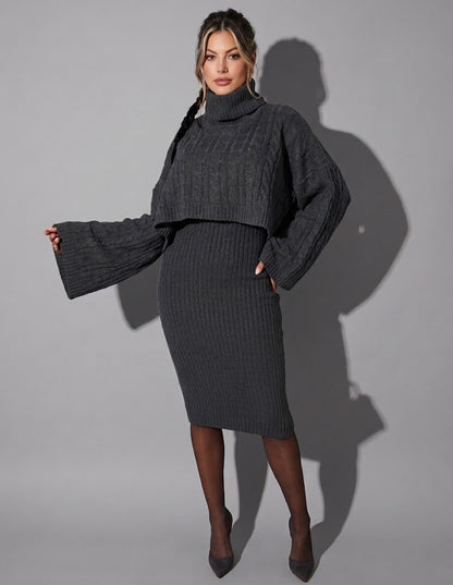 Robe Pull Torsadée Col Roulé Manches Évasées